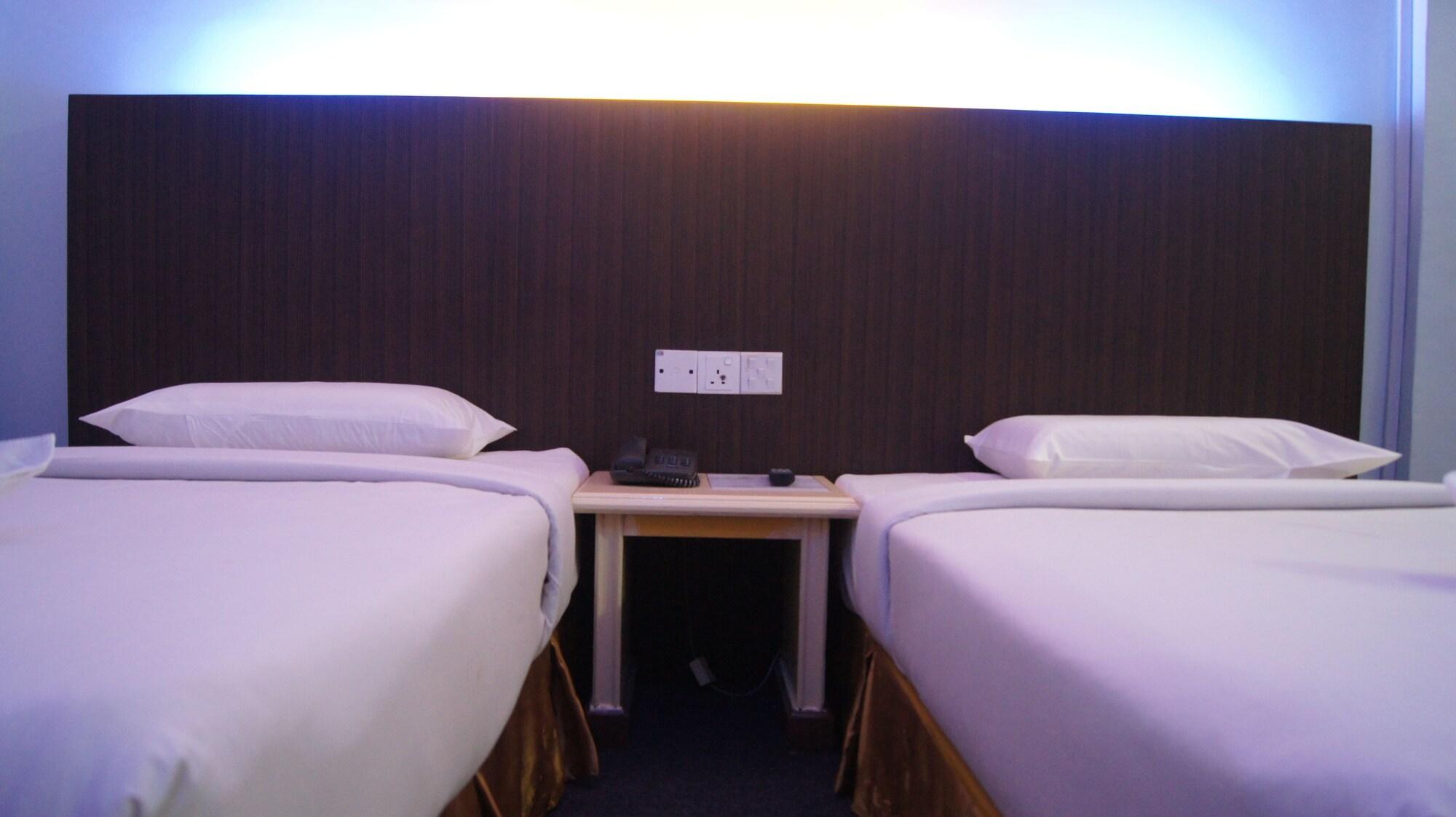 Hotel Hsiang Garden Sandakan Esterno foto