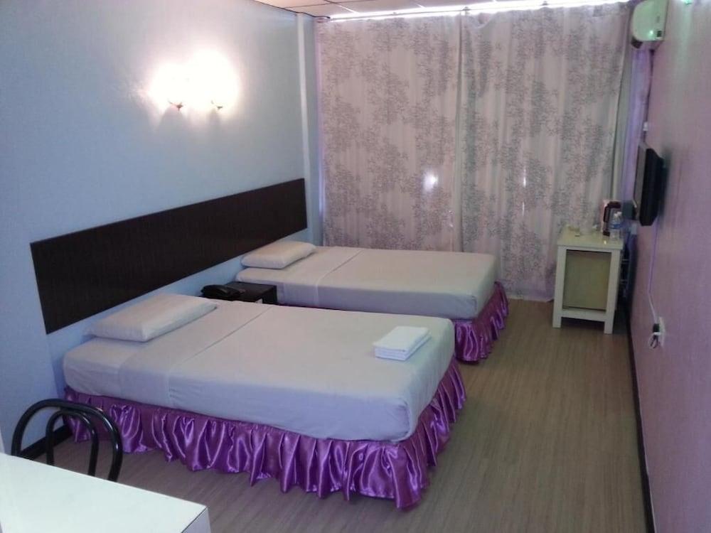 Hotel Hsiang Garden Sandakan Esterno foto